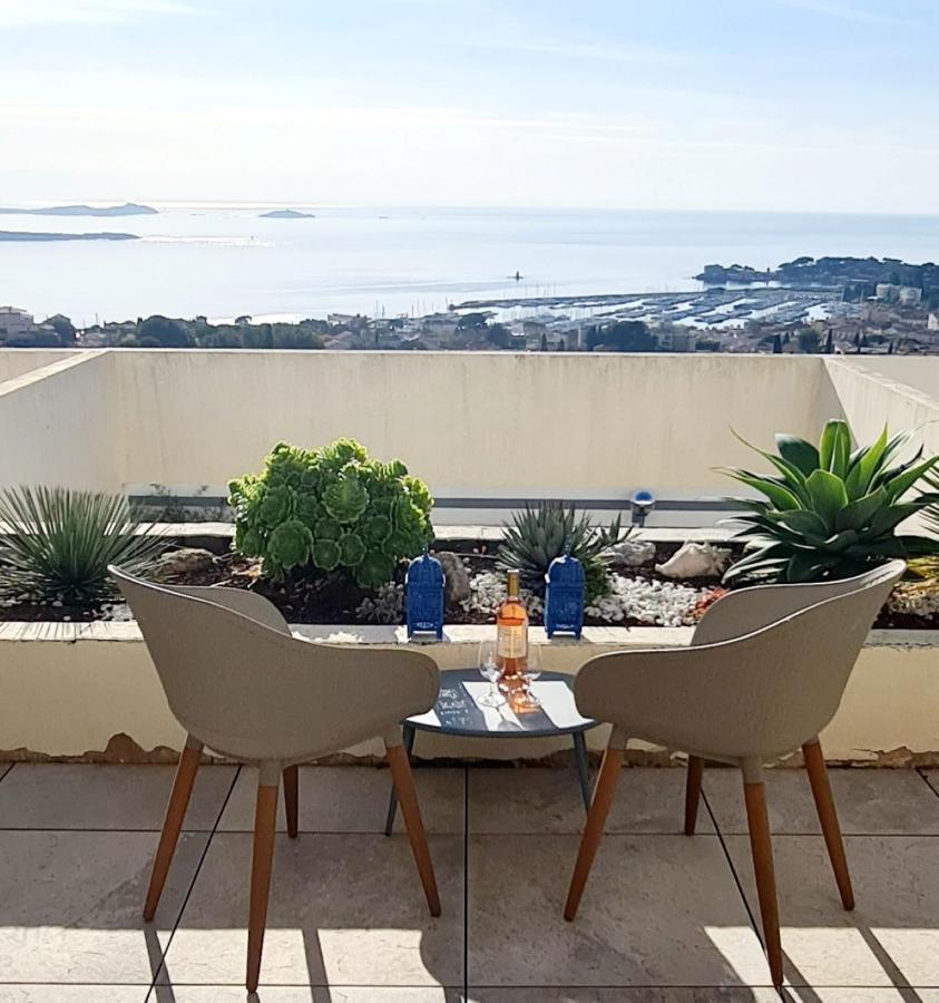 Vue Mer Panoramique - Grande Terrasse Et Piscine 邦多勒 外观 照片