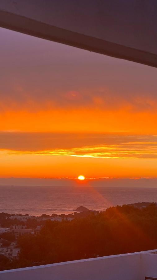 Vue Mer Panoramique - Grande Terrasse Et Piscine 邦多勒 外观 照片